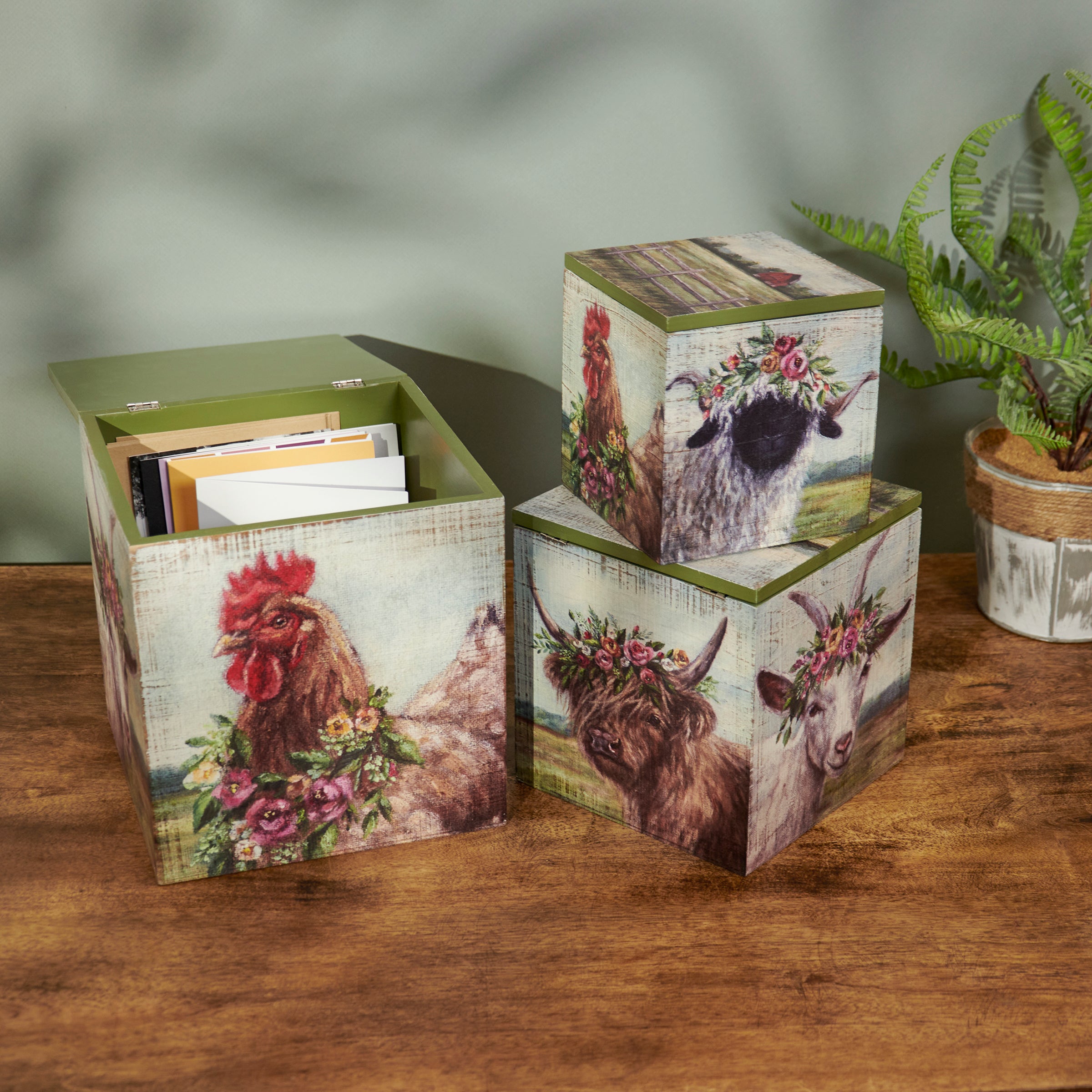 Floral Animal Hinged Box Set by Primitive by Kathy