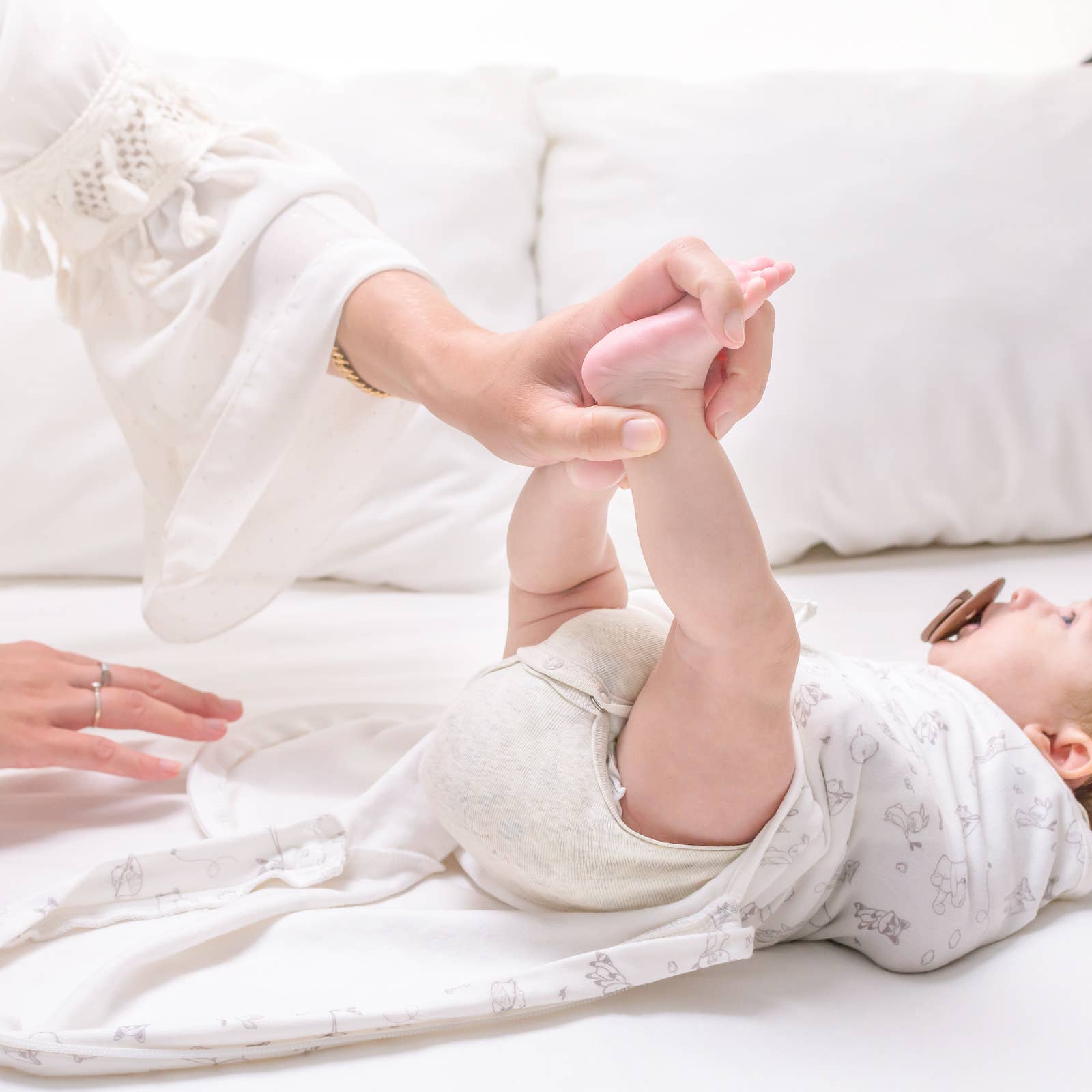 3pk Soothe Zippy Baby Swaddles 0 - 3 Months,Newborn Sleep Sack - The Bronze Butterfly