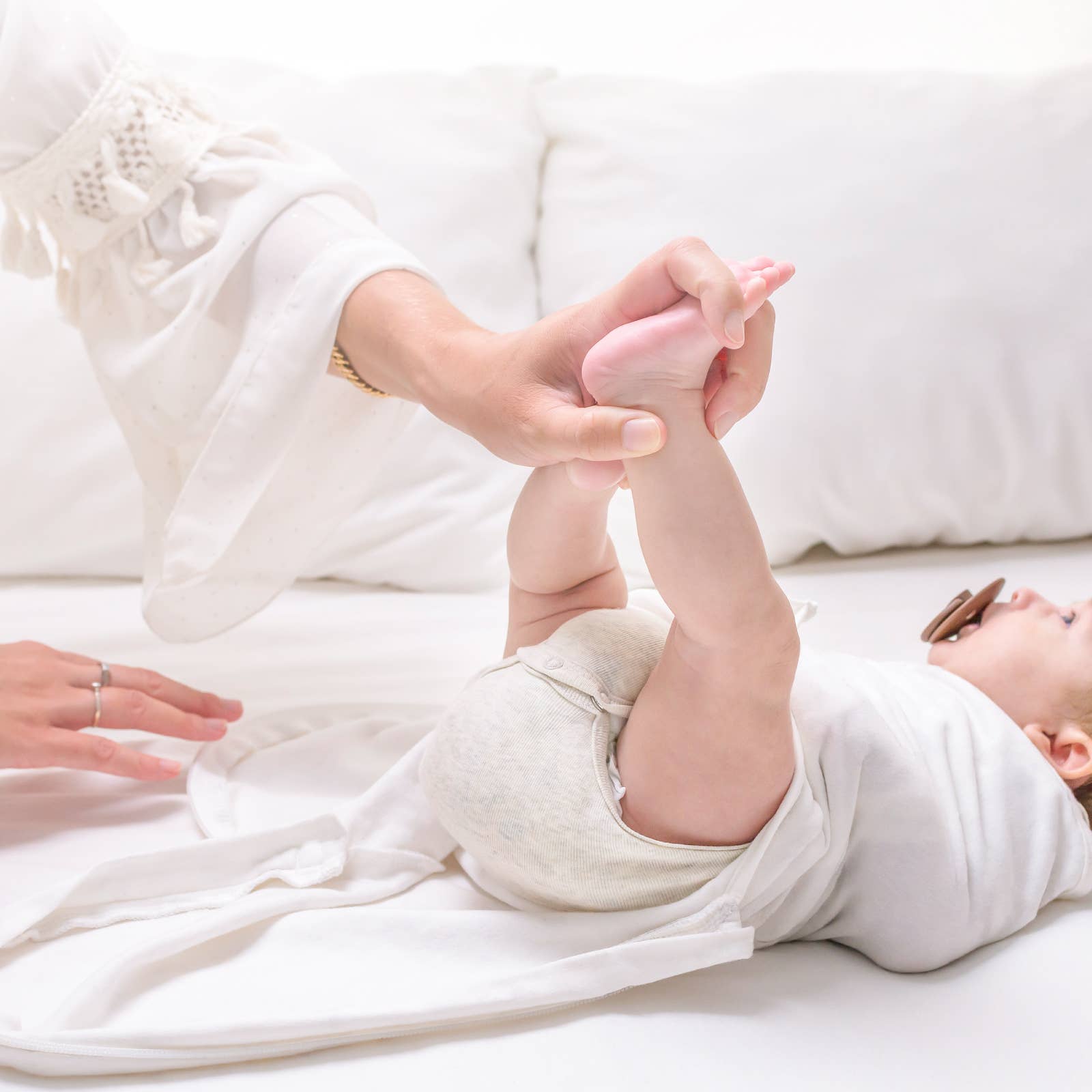 3pk Soothe Zippy Baby Swaddles 0 - 3 Months,Newborn Sleep Sack - The Bronze Butterfly