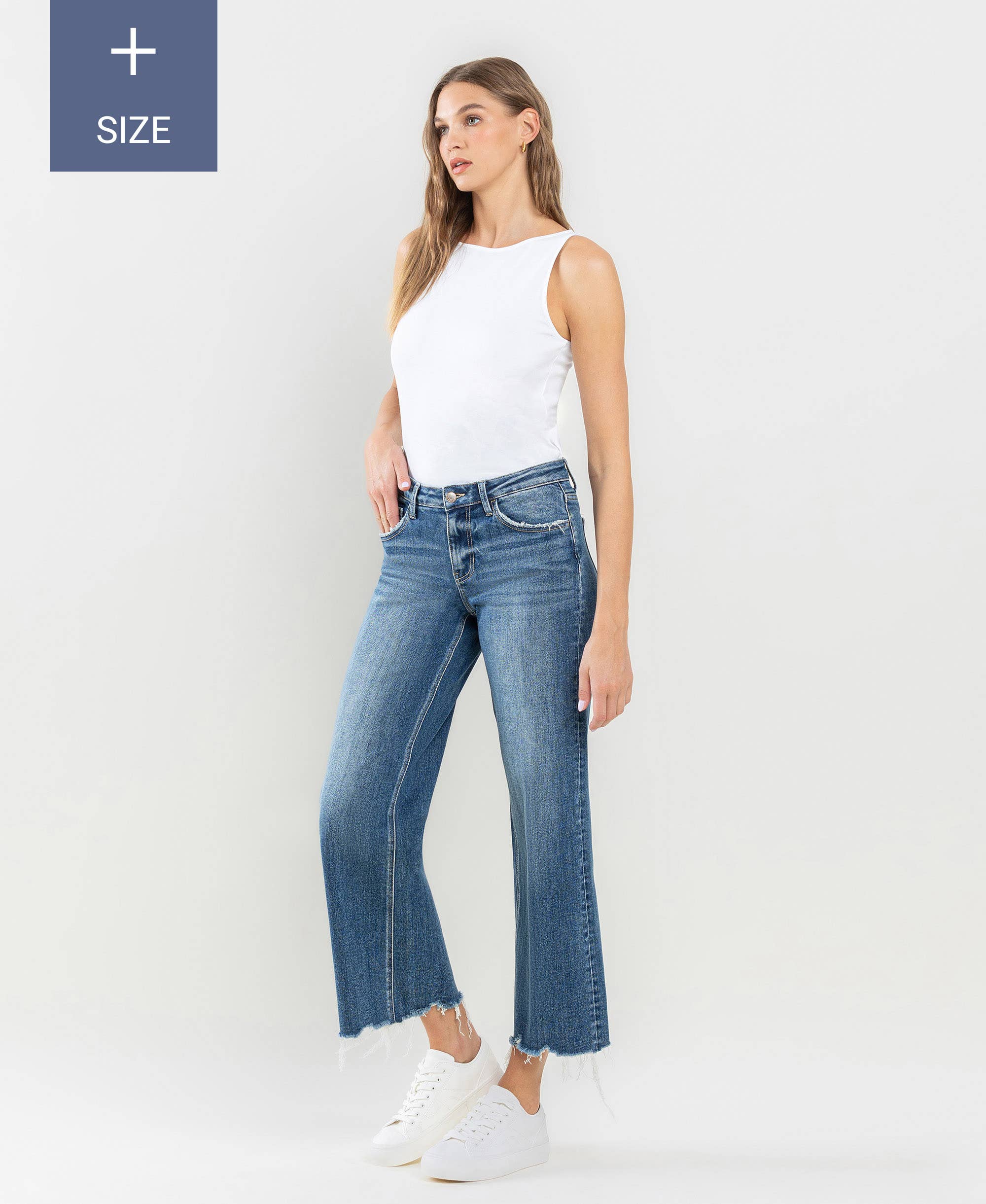 PLUS SIZE MID RISE RAW HEM WIDE LEG JEANS