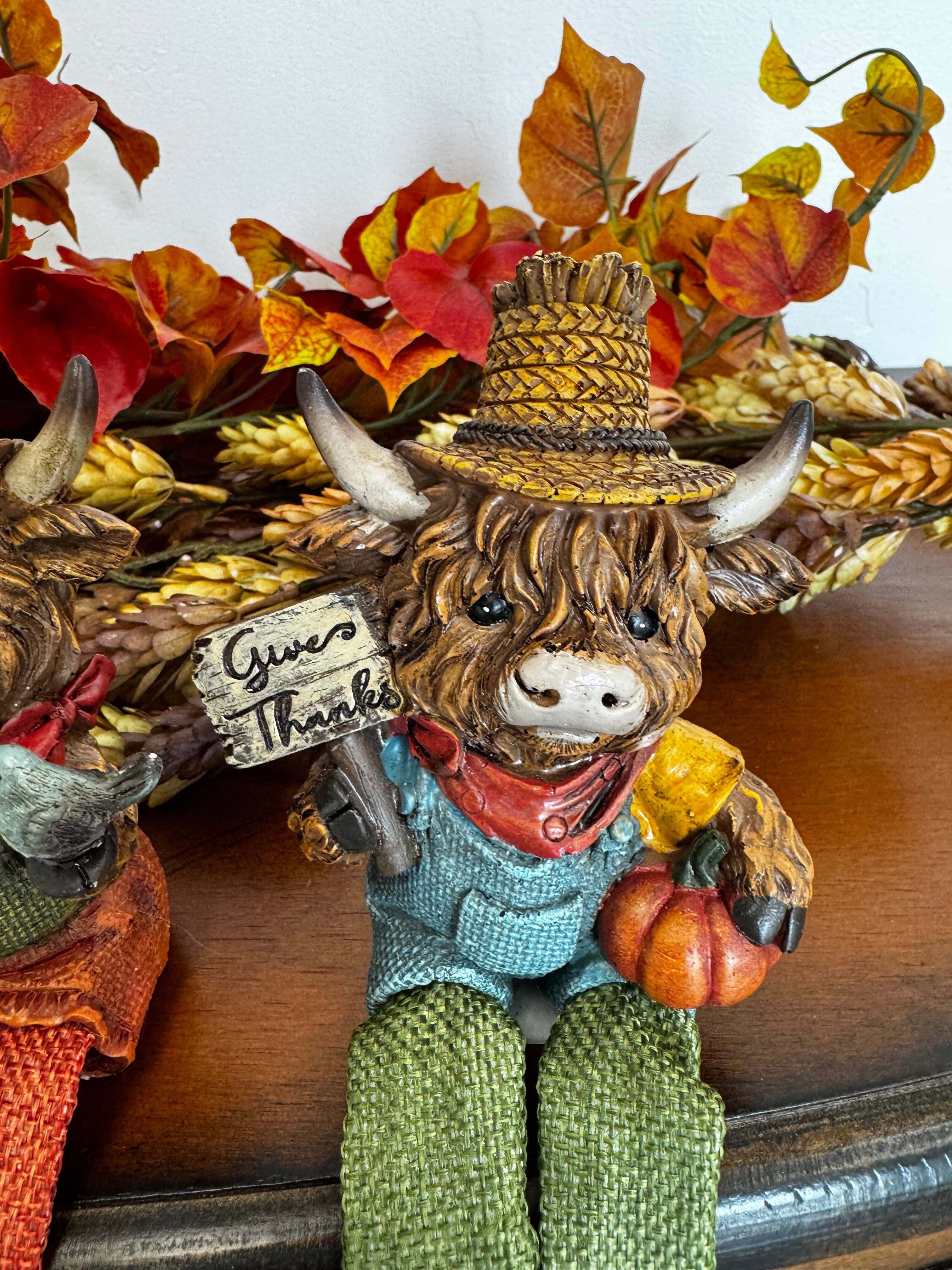 Resin Harvest Highland Cow Shelf Sitter