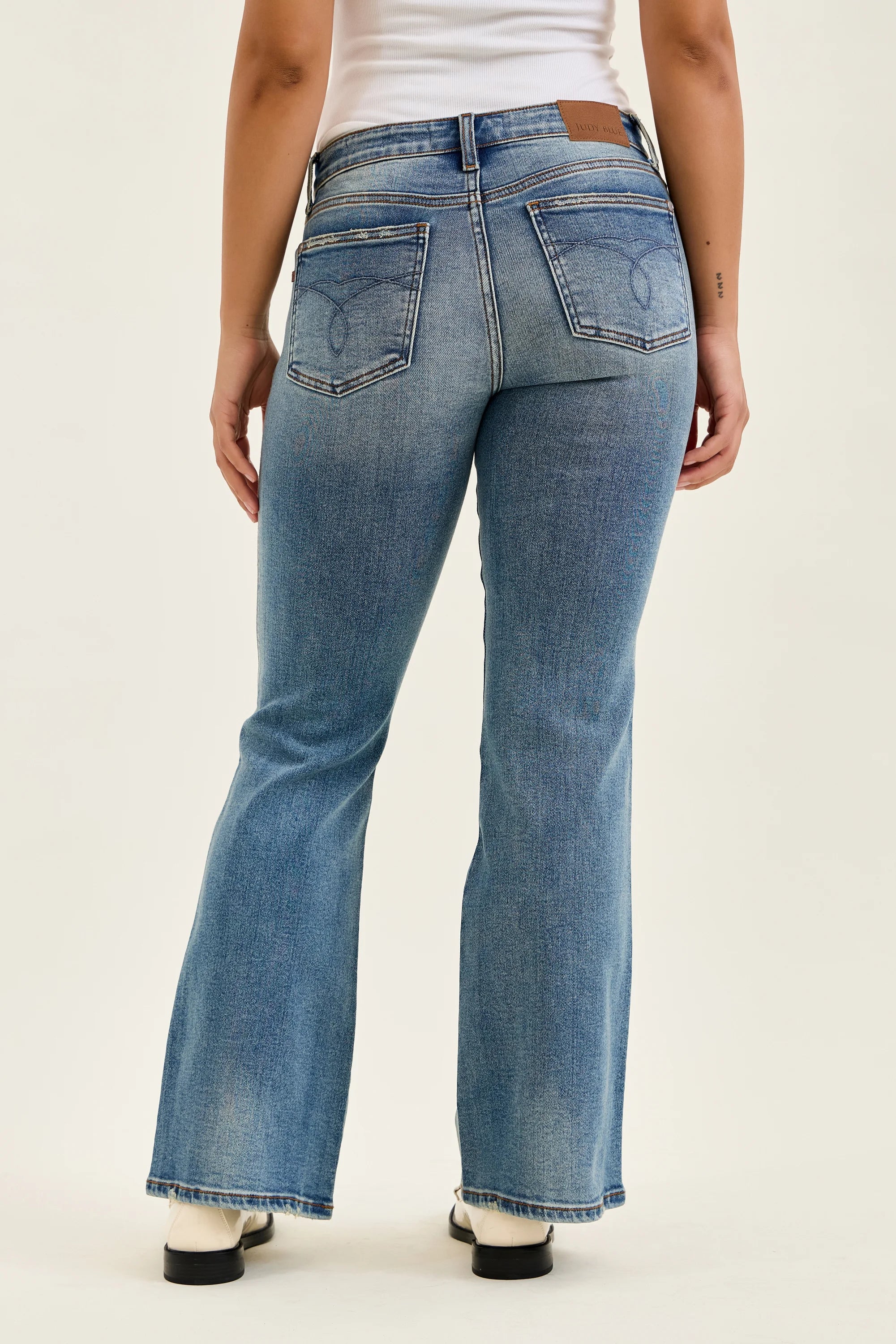  Judy Blue Low Rise Bootcut Jeans | Genie Blue Wash | The Bronze Butterfly