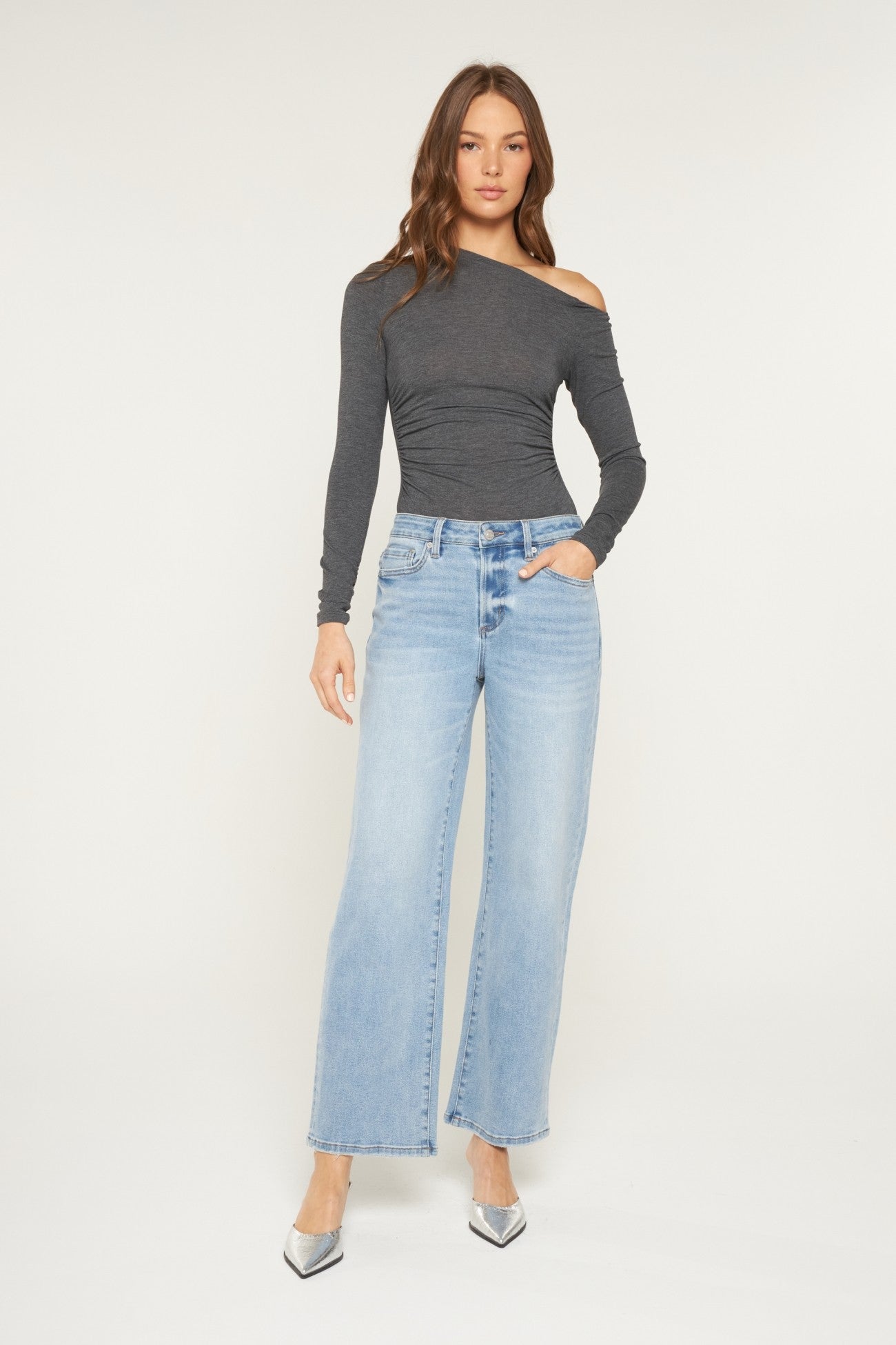 Mid Rise Loose Fit Straight Jeans | Mica Denim - The Bronze Butterfly
