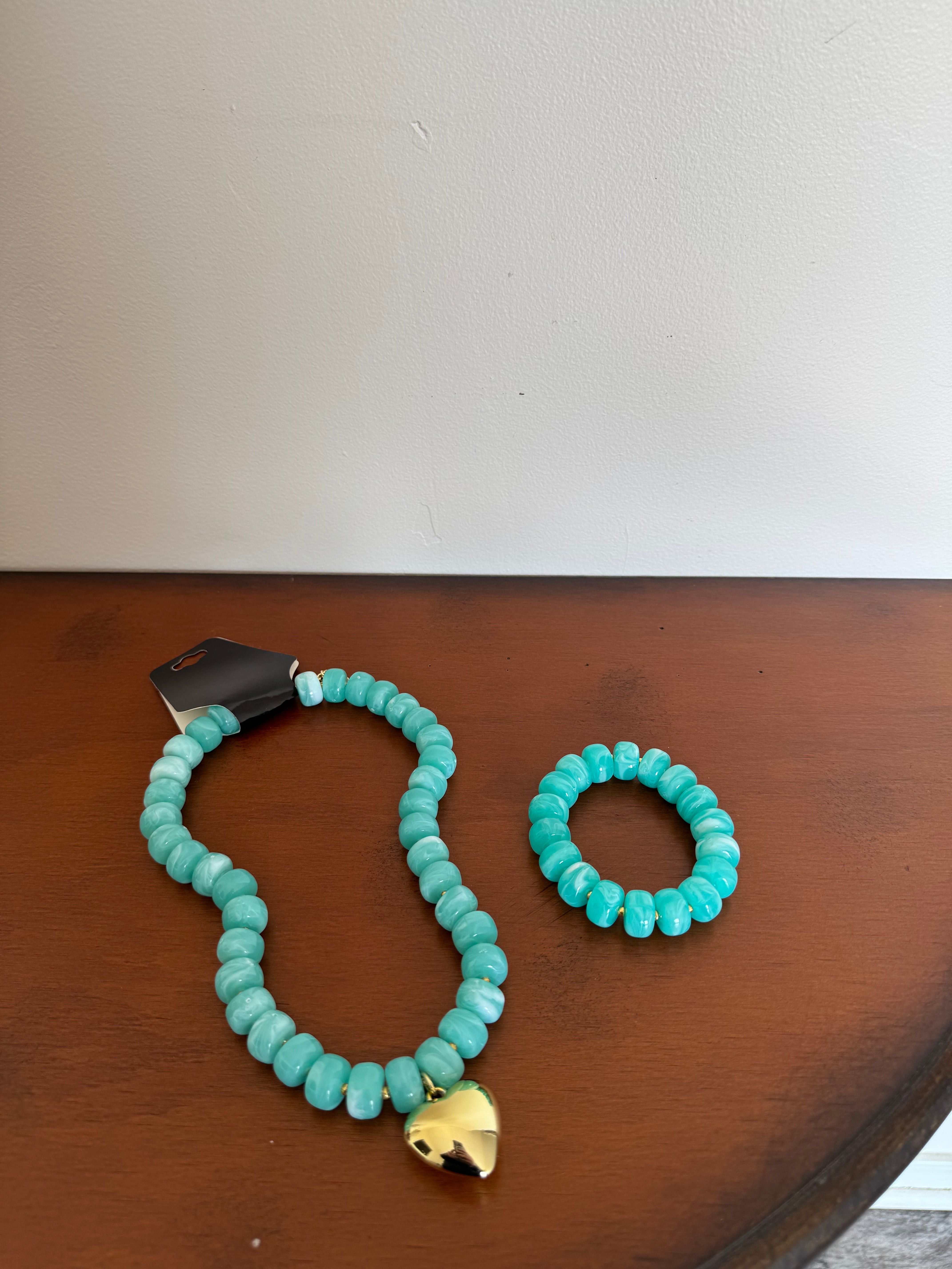 Turquoise Heart Beaded Necklace - The Bronze Butterfly