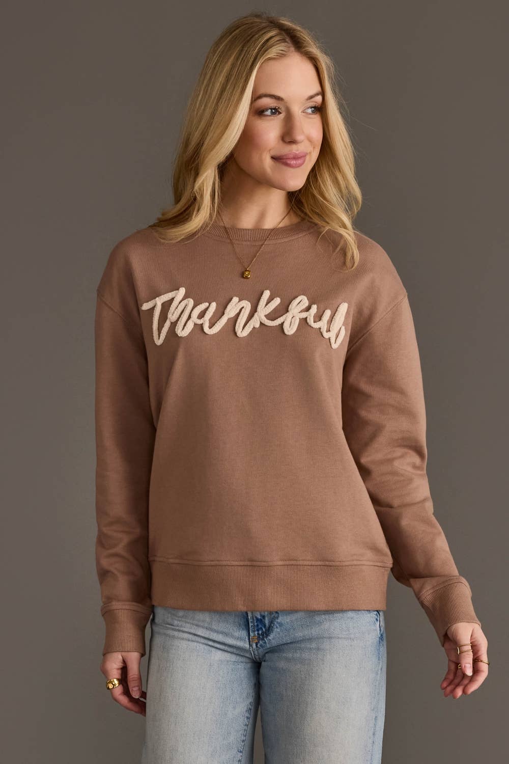 Brown Thankful Sweatshirt - The Bronze Butterfly