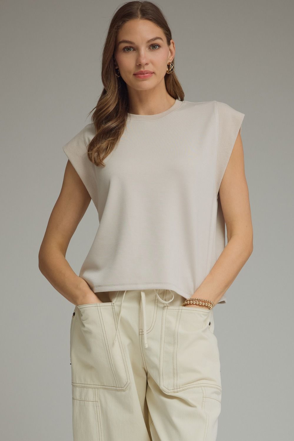 Cap Sleeve Crew Neck Top - Almond | Entro - The Bronze Butterfly