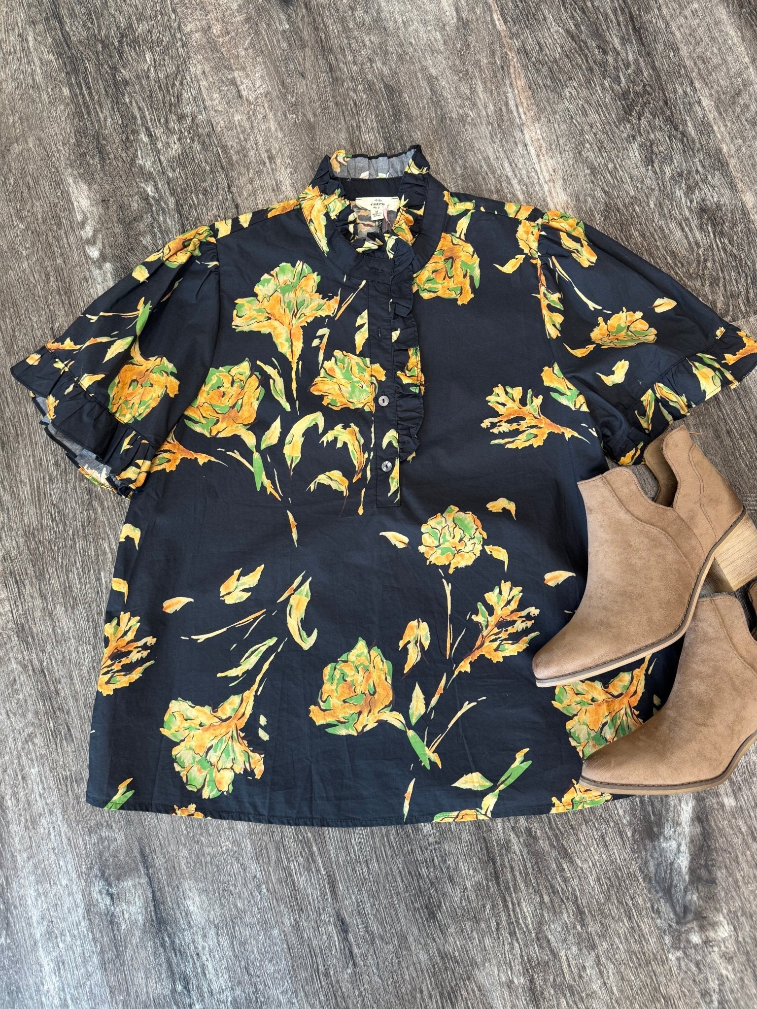 Charming Floral Entro Top - The Bronze Butterfly