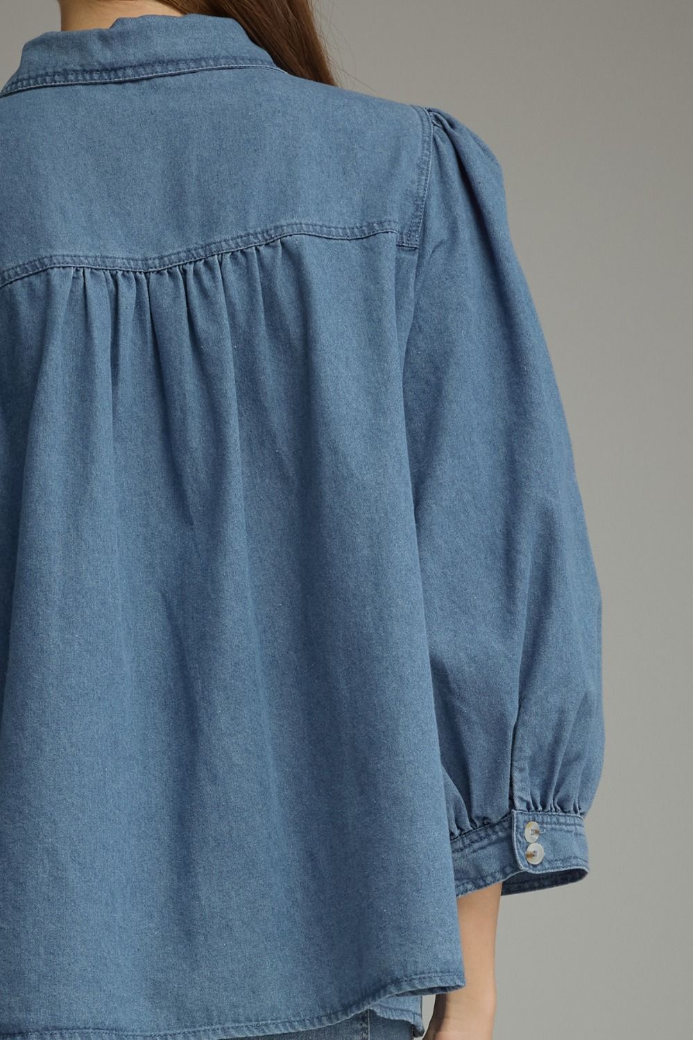 Denim Pintuck Balloon Sleeve Top | Entro - The Bronze Butterfly