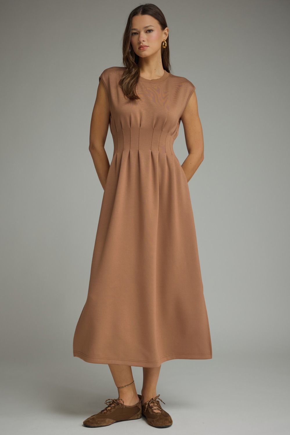 Entro Solid Cap Sleeve Midi Dress Black or Red - The Bronze Butterfly