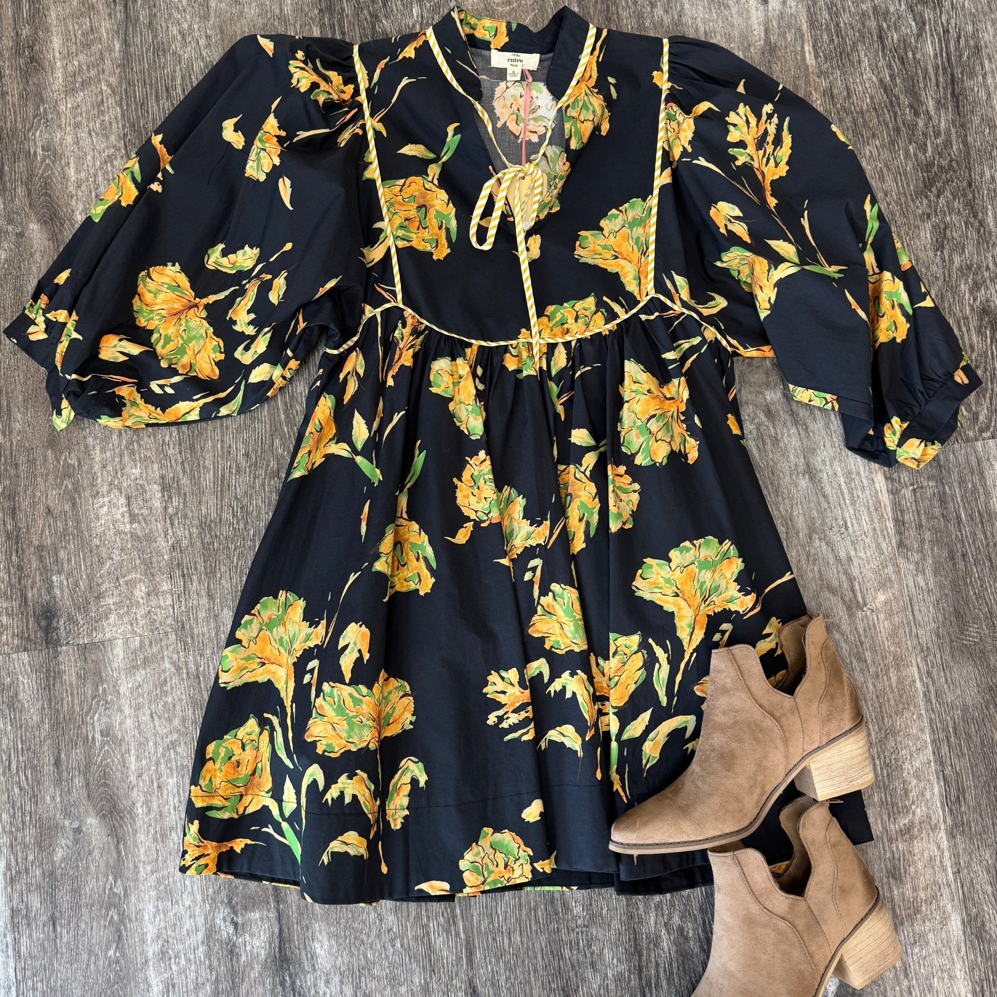 Flirty Black Floral dress by Entro - The Bronze Butterfly