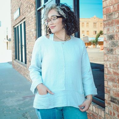 HABITAT CLOTHING PATTERN PLAY POCKET PULLOVER - The Bronze Butterfly