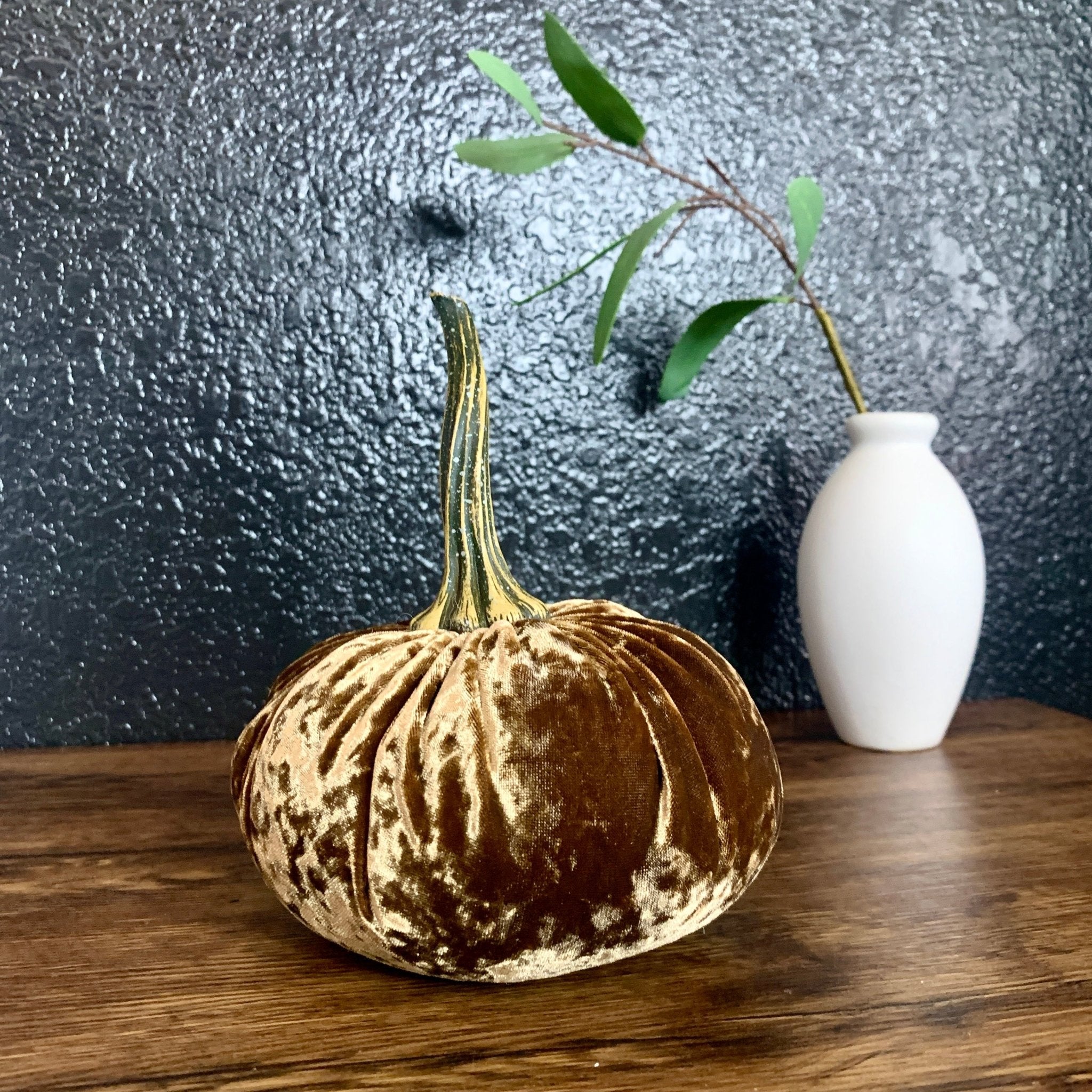 Handmade Velvet Pumpkins - The Bronze Butterfly
