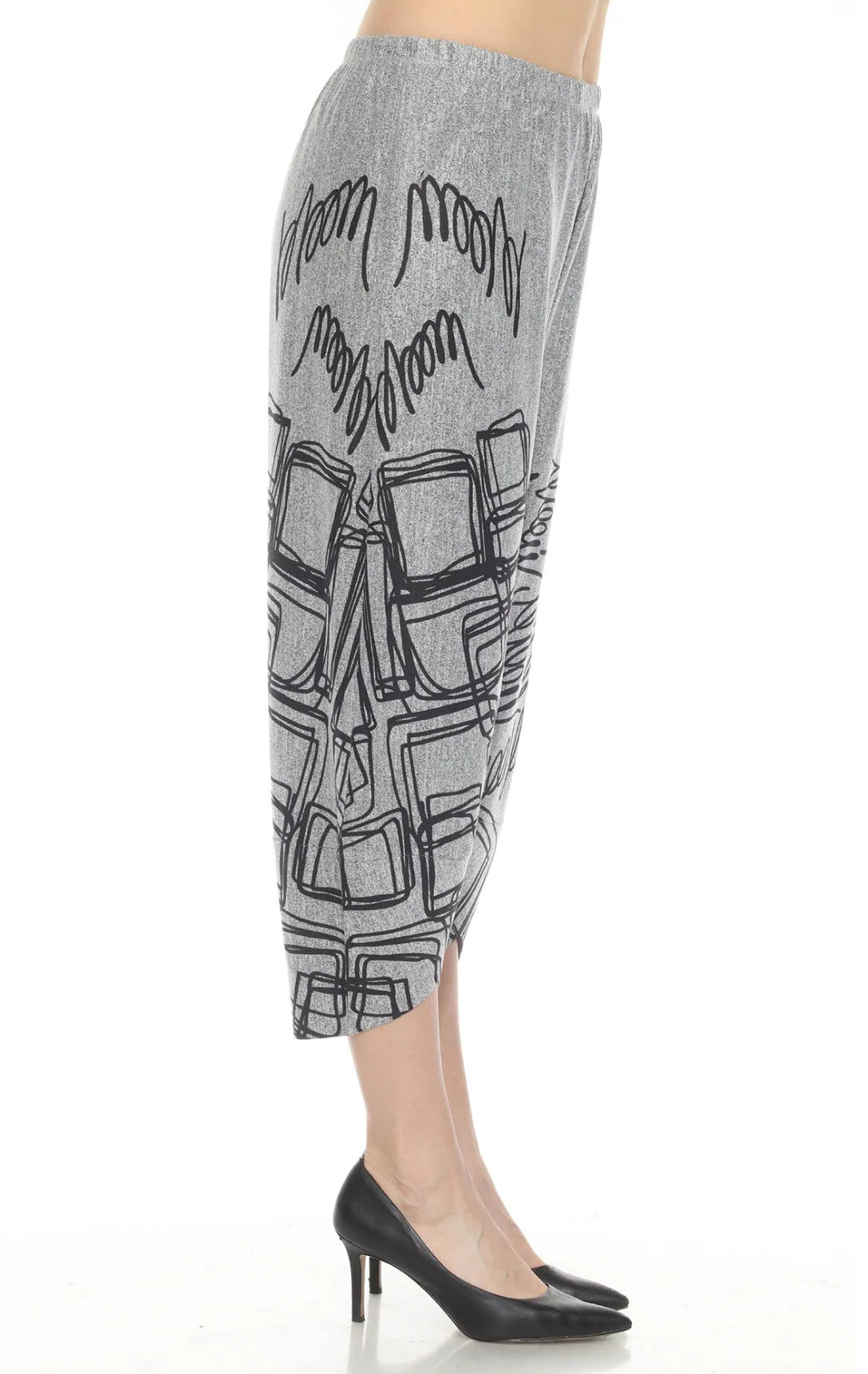 Inoah Scrawls Grey Knit Pant - The Bronze Butterfly