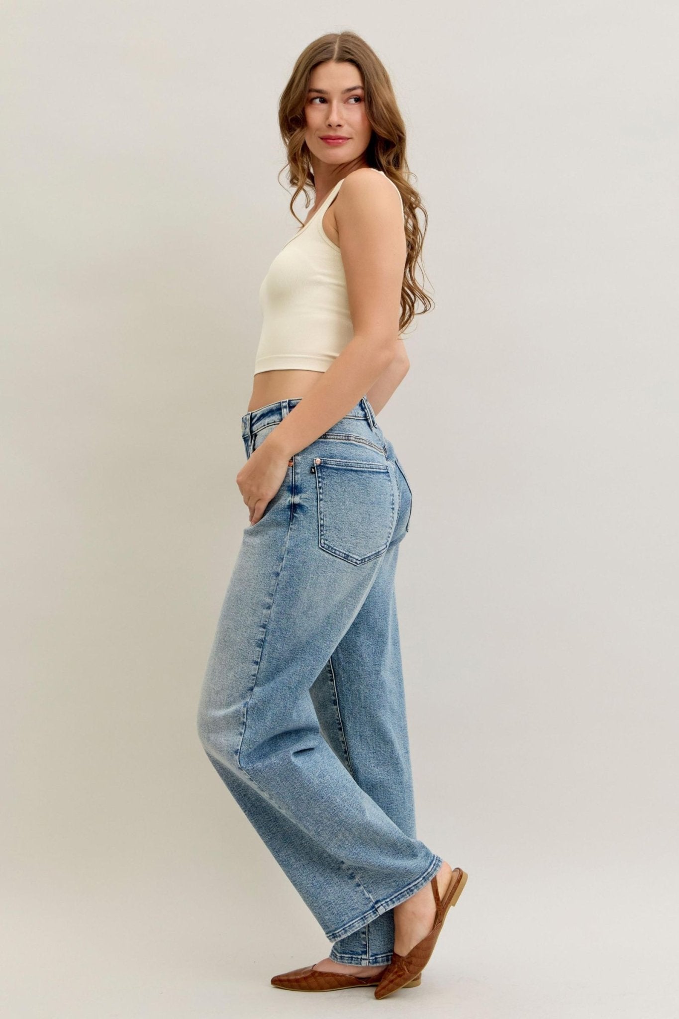 Judy Blue HW Wilhemina Lt Vintage Jeans - The Bronze Butterfly