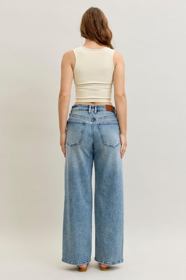 Judy Blue HW Wilhemina Lt Vintage Jeans - The Bronze Butterfly