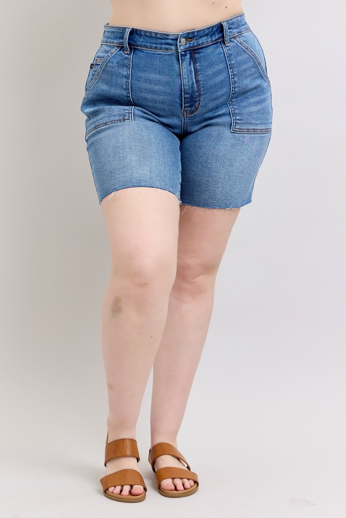 Judy Blue Mid Rise Bermudas w/ Back Flap Pockets - Regular & Plus Size - The Bronze Butterfly