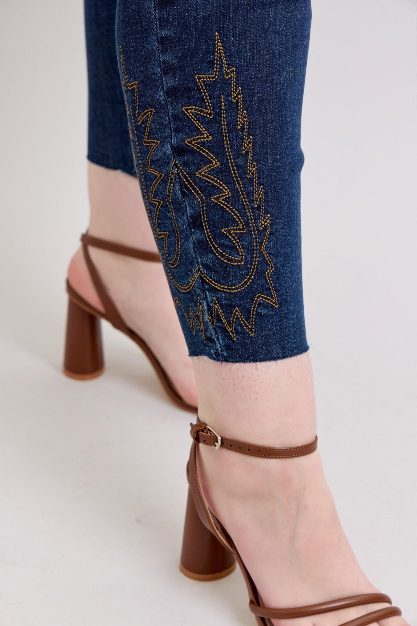 Judy Blue Mid Rise Western Embroidery Detail Skinny Jeans Plus Size - The Bronze Butterfly