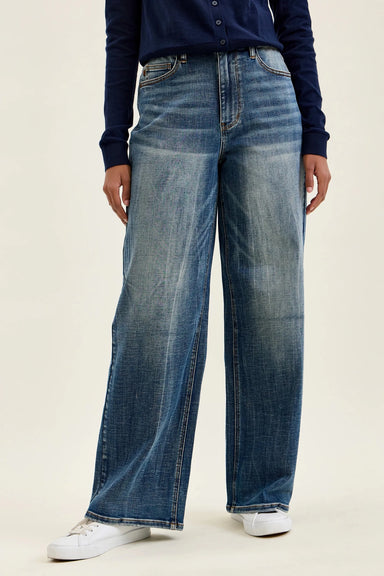 Judy Blue Wilhelmina Baggy Jeans in MD Vintage Blast - Plus Size - The Bronze Butterfly