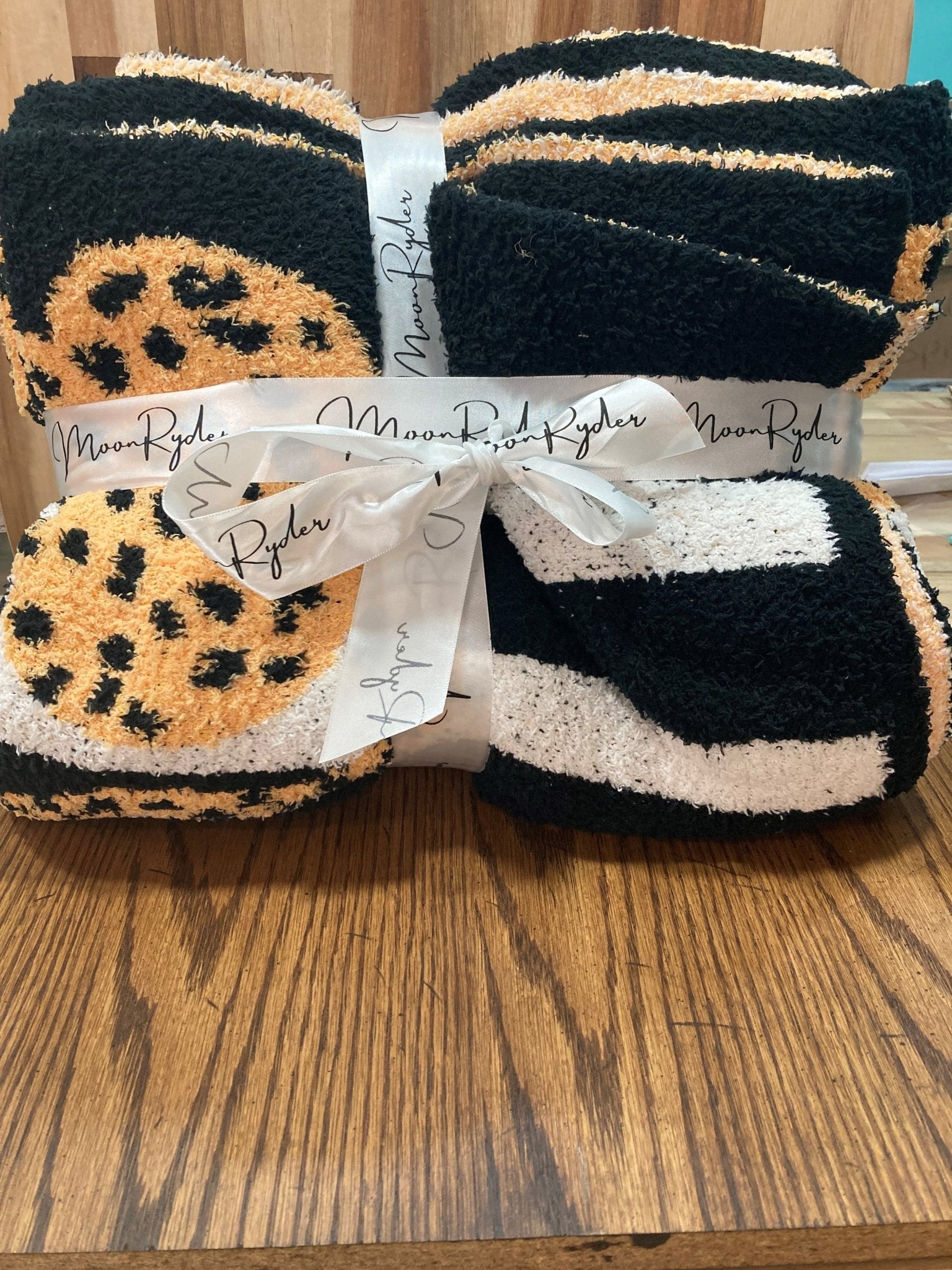 Jungle Wild Blanket - The Bronze Butterfly