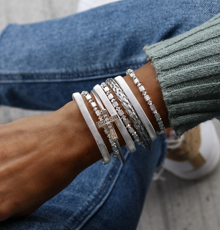 Mary Metal Cuff - The Bronze Butterfly