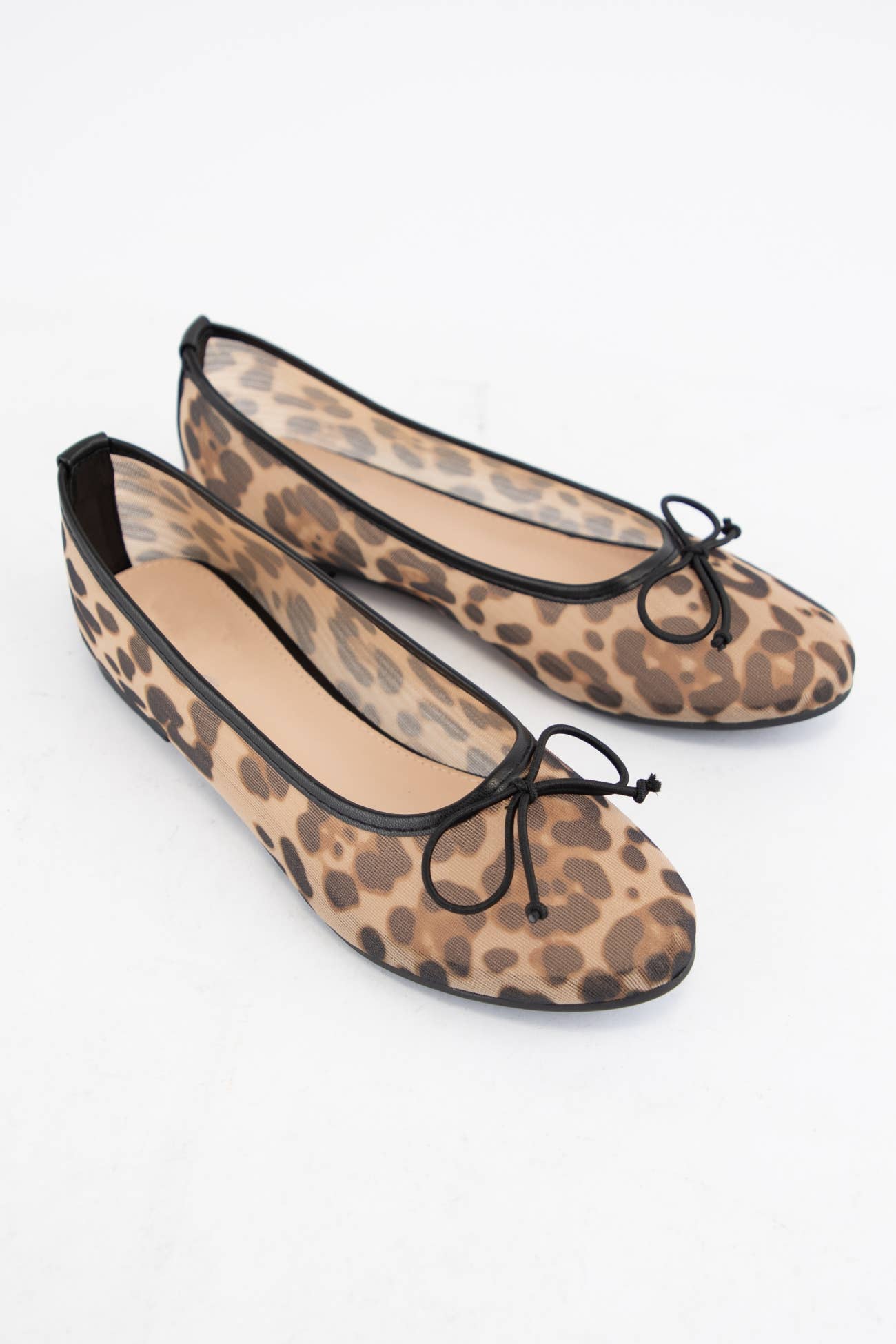 MESH LEOPARD PRINTED FLAT SHOES - The Bronze Butterfly