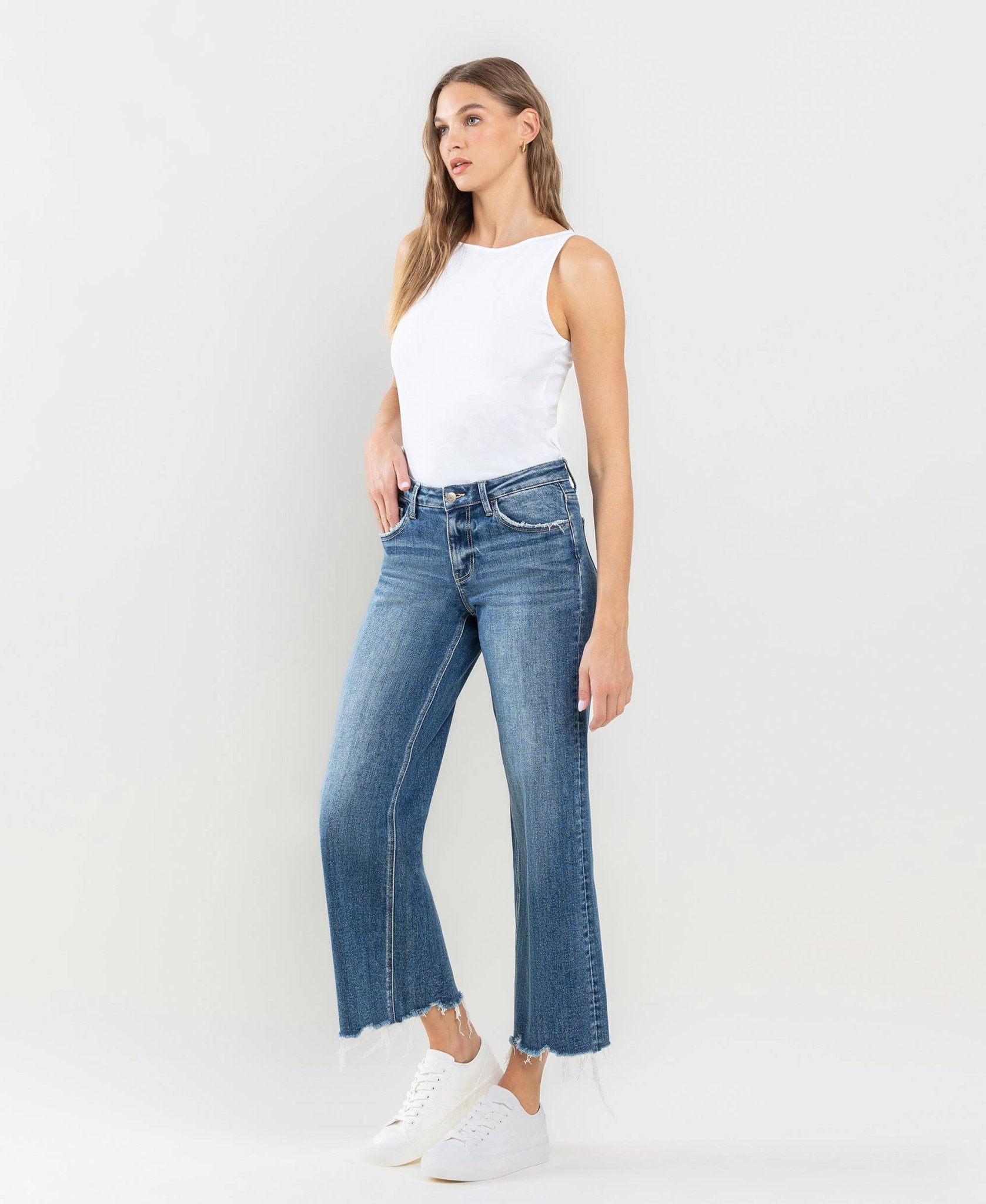 MID RISE RAW HEM WIDE LEG JEANS - The Bronze Butterfly