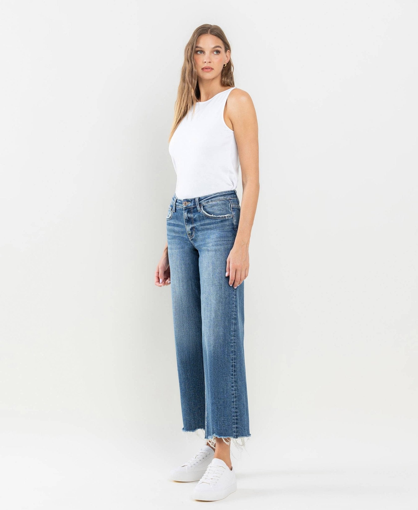 MID RISE RAW HEM WIDE LEG JEANS - The Bronze Butterfly
