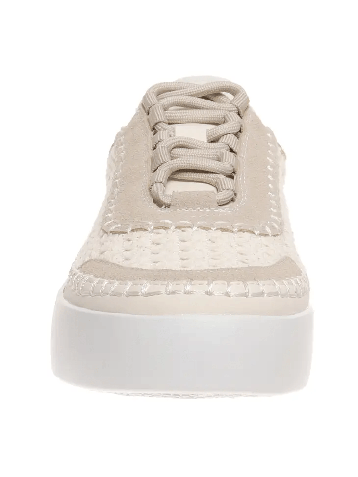 Outwoods Shauna - The Bronze Butterfly