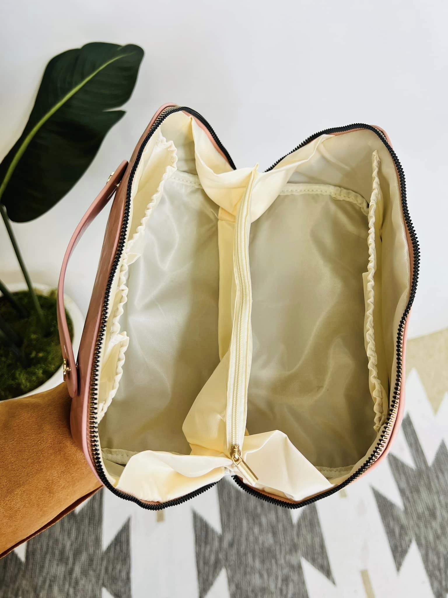 Perfect Travel Bag - The Bronze Butterfly