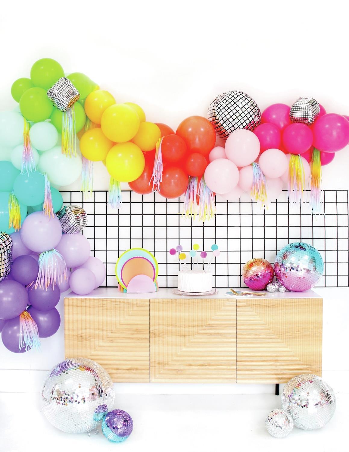 KC DISCO BALL | FRINGE BALLOON GARLAND