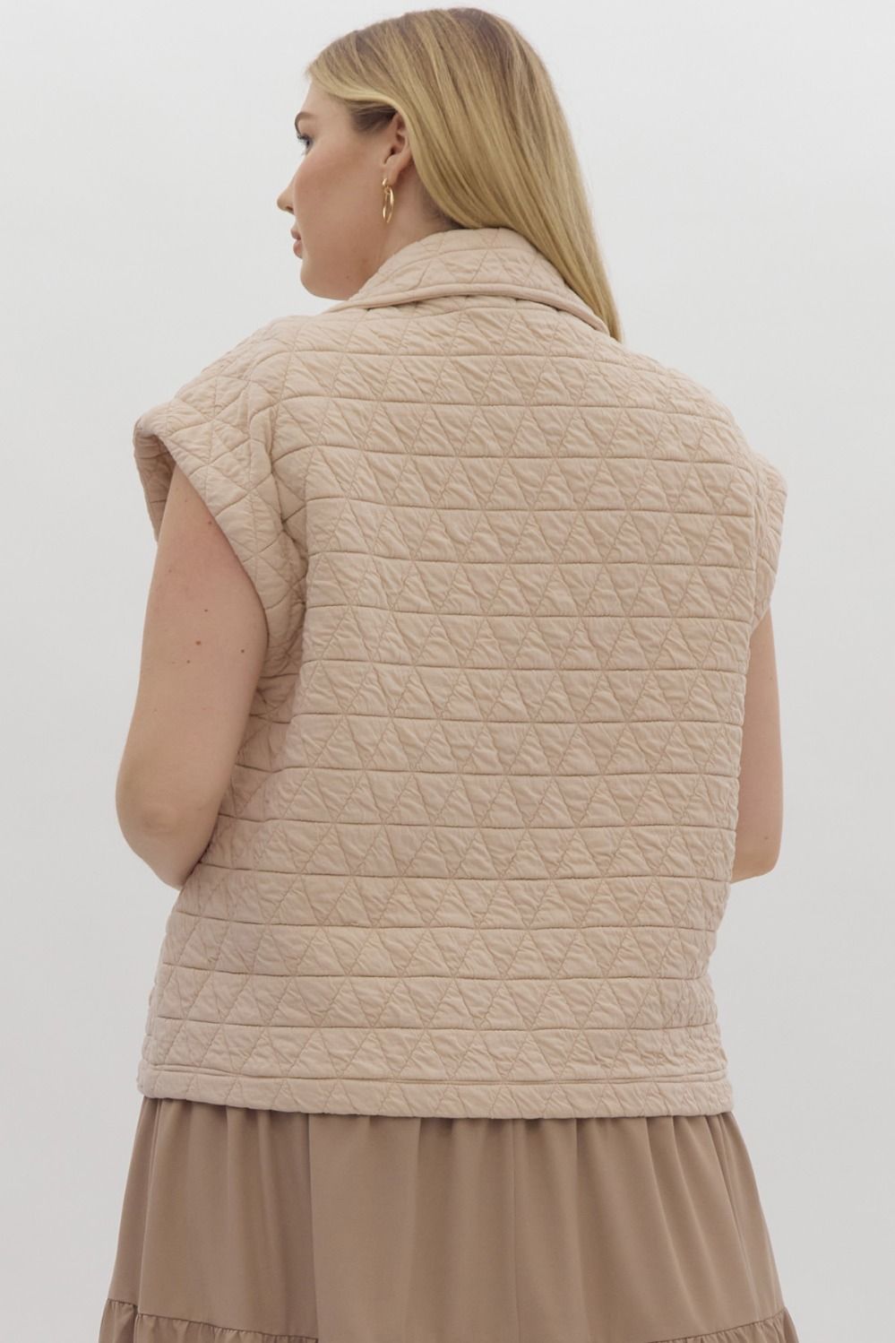 Quilted Sleeveless Button Down Vest - The Bronze Butterfly