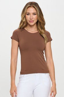 Seamless Crew Neck Short Sleeve Top - The Bronze Butterfly