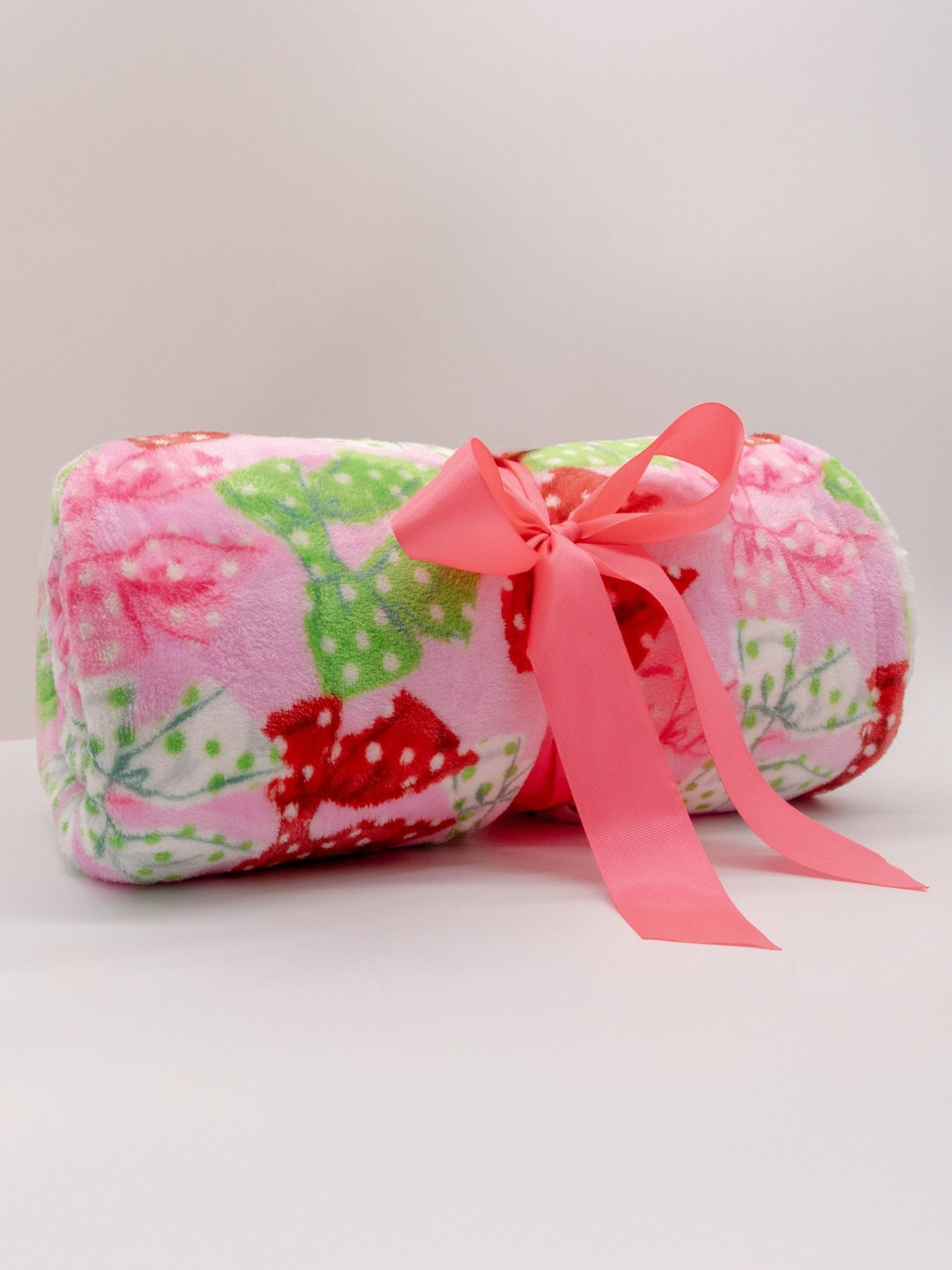 Simply Soft Holiday Dots Blanket - The Bronze Butterfly