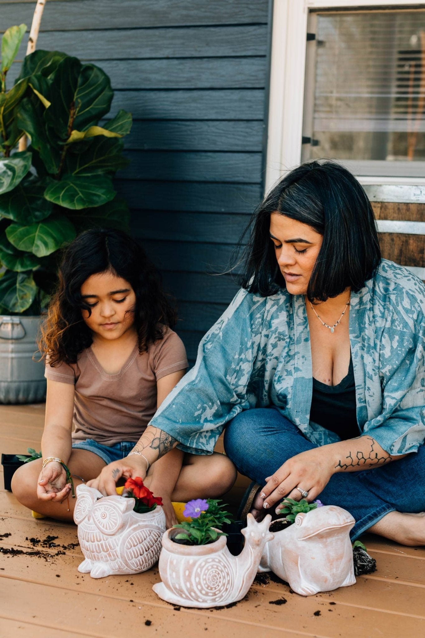 Snail Planter - The Bronze Butterfly