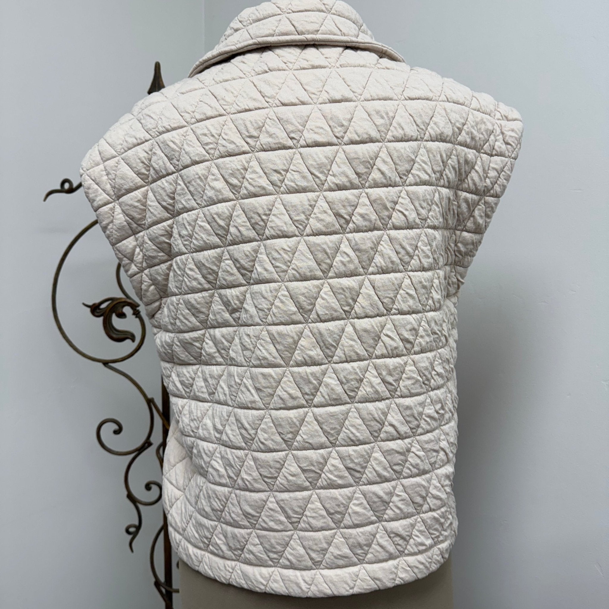 Soft Quilted Vest by Entro - The Bronze Butterfly