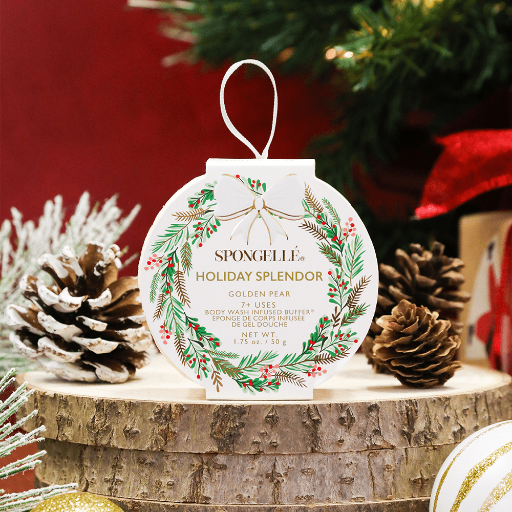Spongellé’s® - Holiday Splendor - Golden Pear Holiday Wreath Body Buffer  - The Bronze Butterfly