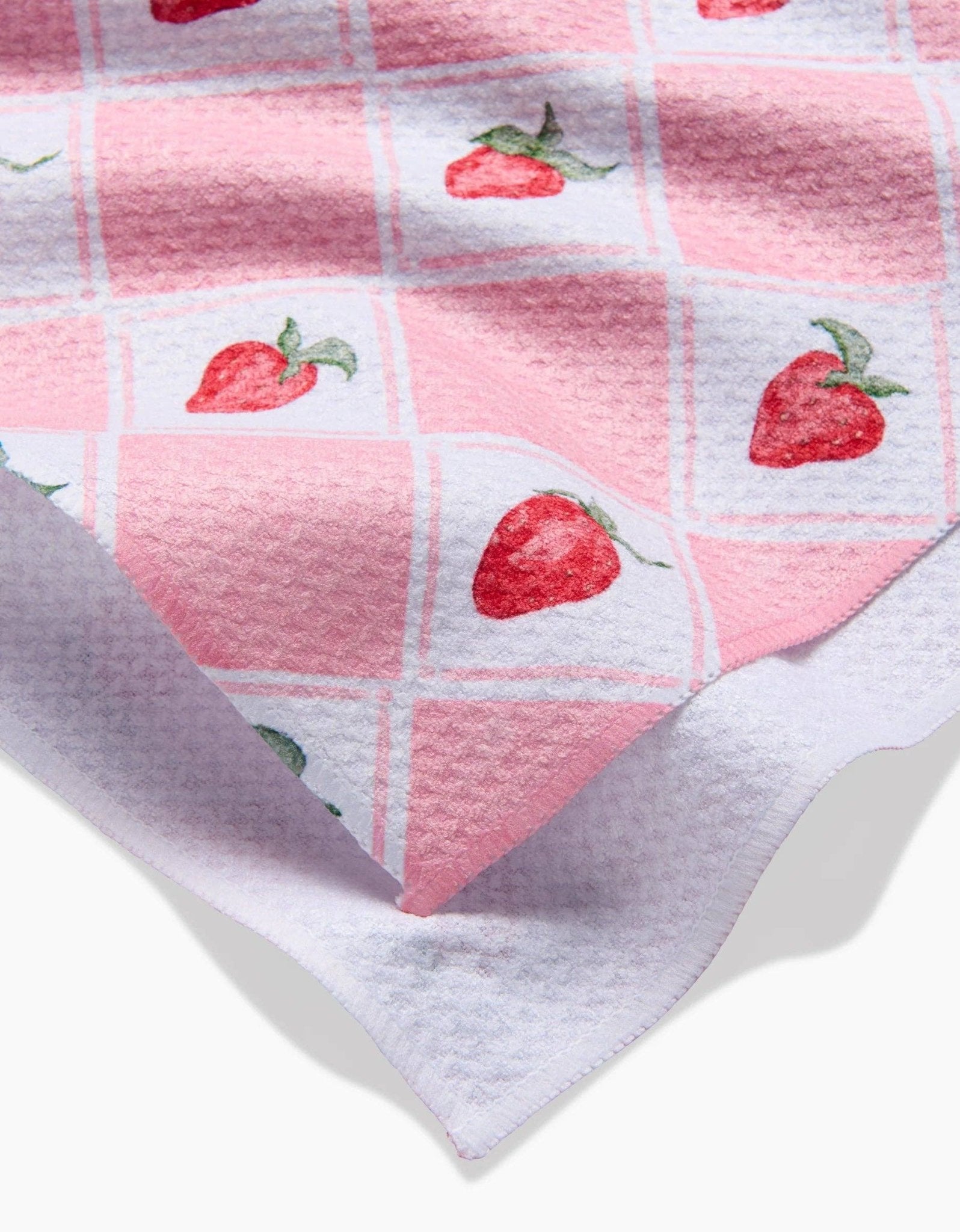 Vera Strawberries Tea Towel - The Bronze Butterfly