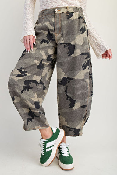 WASHED CAMO TWILL BARREL PANTS - The Bronze Butterfly