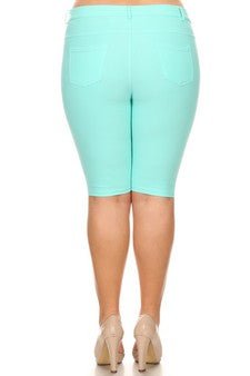 Women's 5 Pocket Classic Bermuda Shorts - Plus Size - The Bronze Butterfly