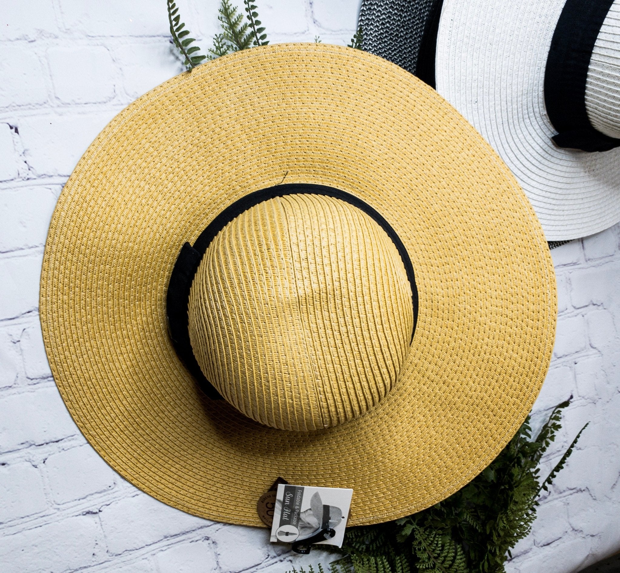 Foldable Straw C.C Sunhat - The Bronze Butterfly