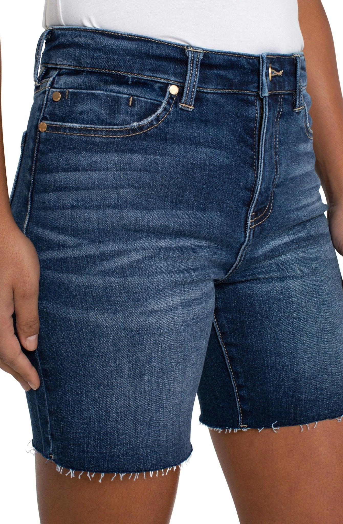 Liverpool Women's Kristy Hi - Rise Cut Hem Vintage Denim Short 7" - The Bronze Butterfly